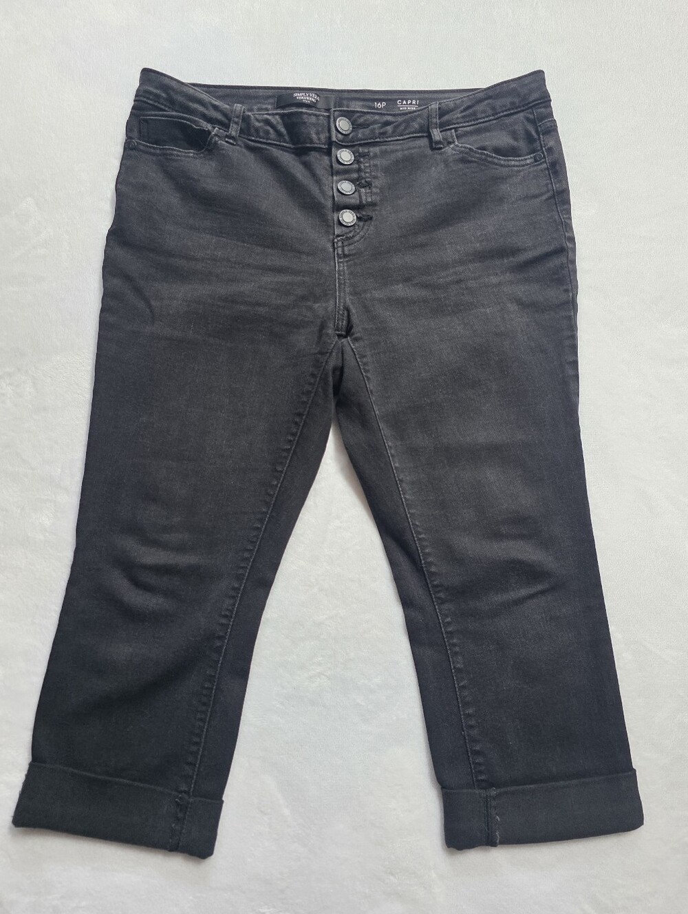 Simply Vera Vera Wang 16P Black Denim Capri Pants Mid Rise Cuffed